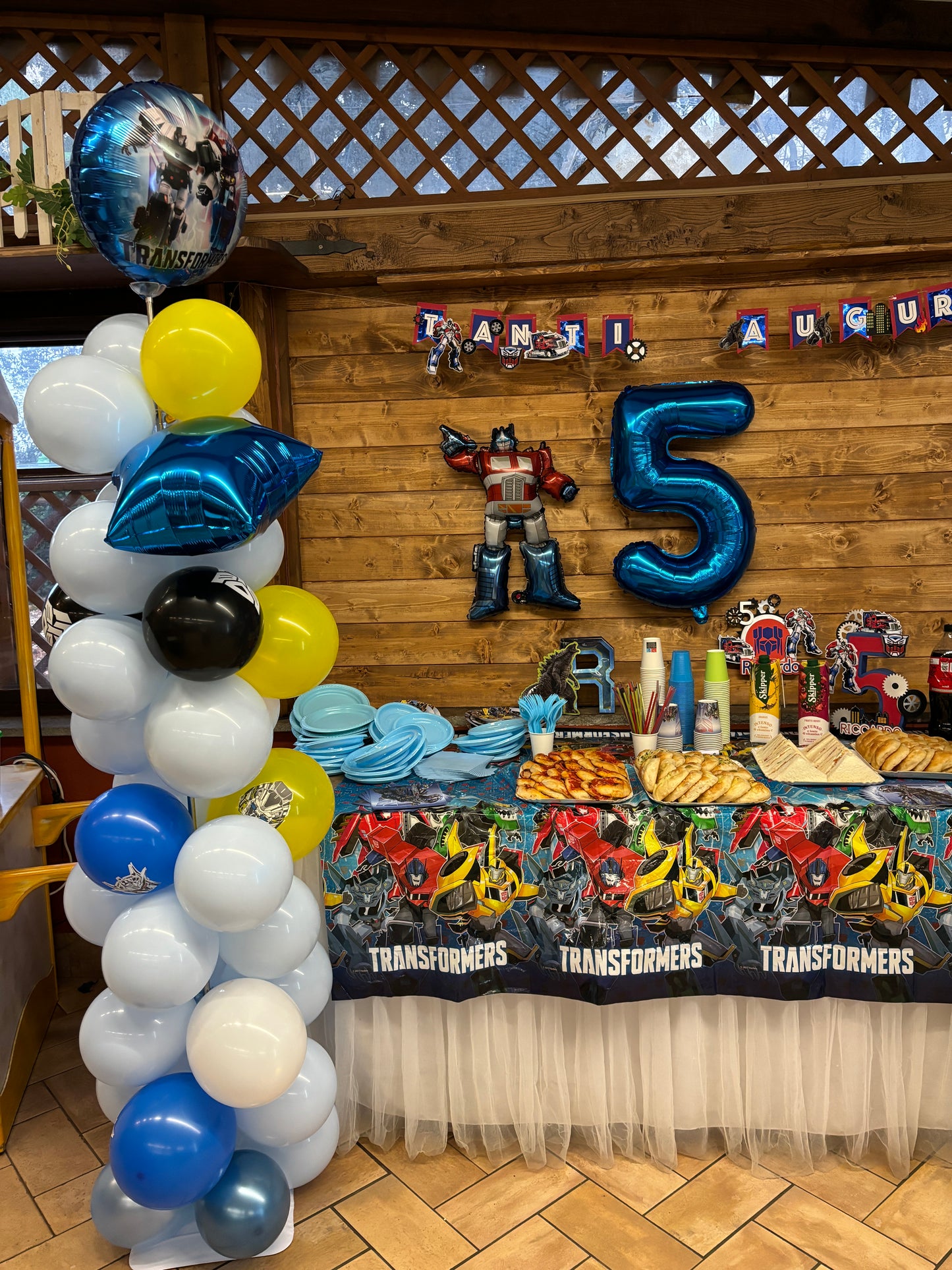 Complete party kit