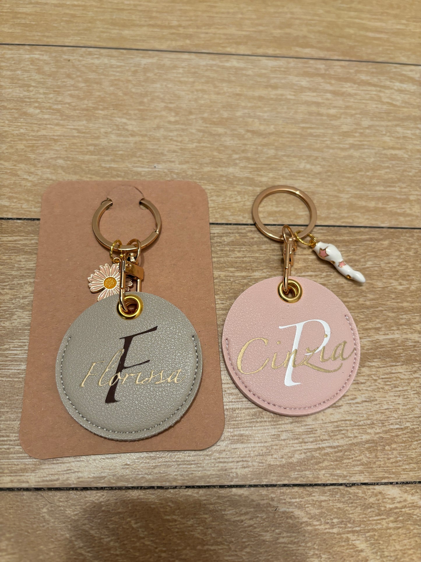 Portachiavi Personalizzati in Ecopelle - Eleganza e Sostenibilità