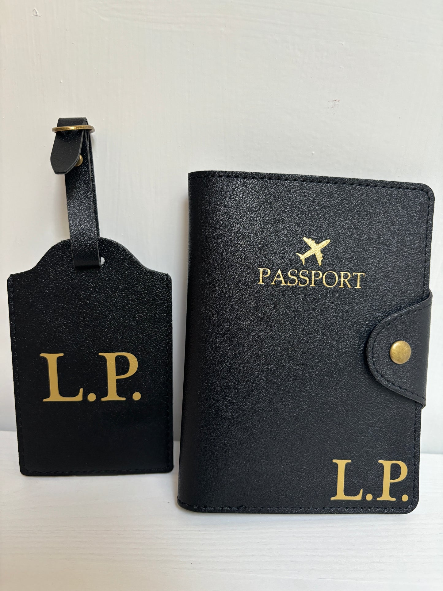 Kit Personalizzato Porta Passaporto + Etichetta per Valigia