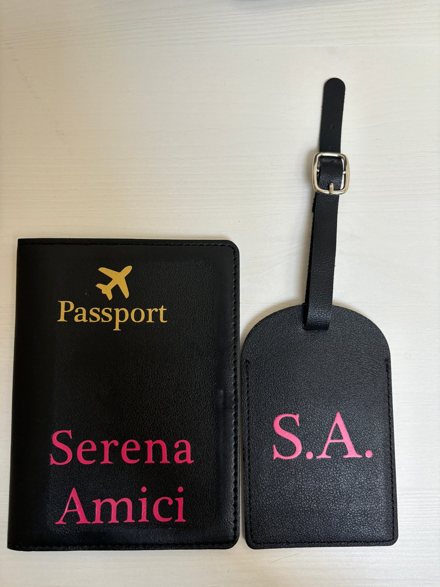 Kit Personalizzato Porta Passaporto + Etichetta per Valigia