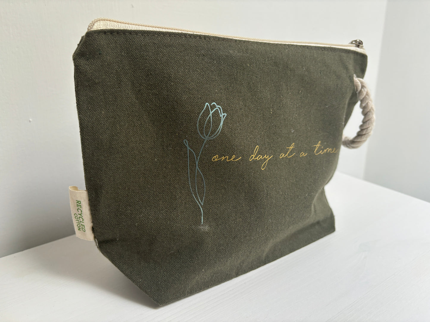 Pochette in Cotone Riciclato con Manico in Corda