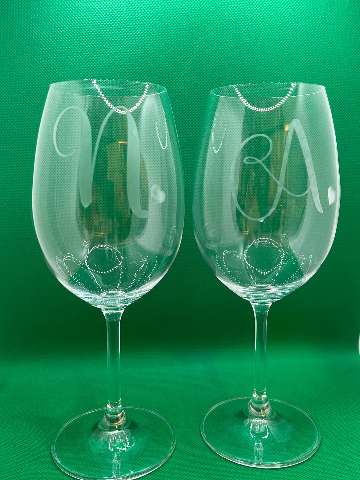 💖 Par de Copas de Vino Personalizadas para San Valentín 💖