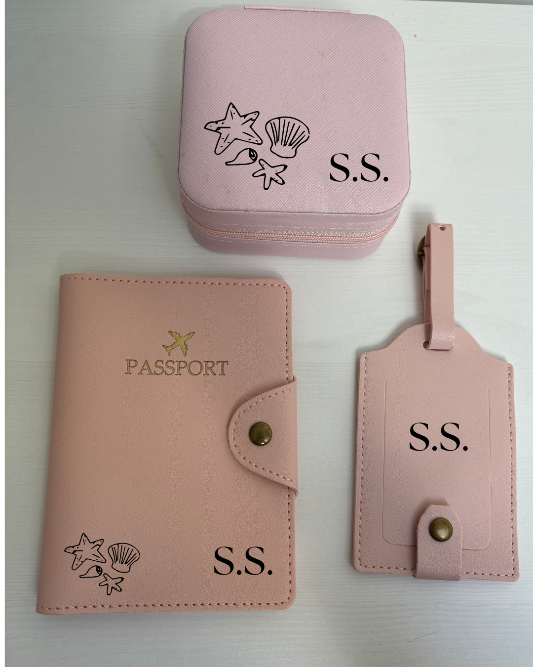 Kit Viaggio - Eleganza e Praticità in Ogni Dettaglio ✈️✨