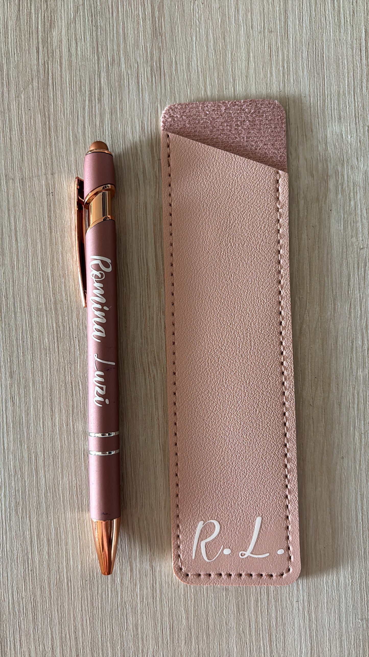 Penna con custodia in ecopelle personalizzata
