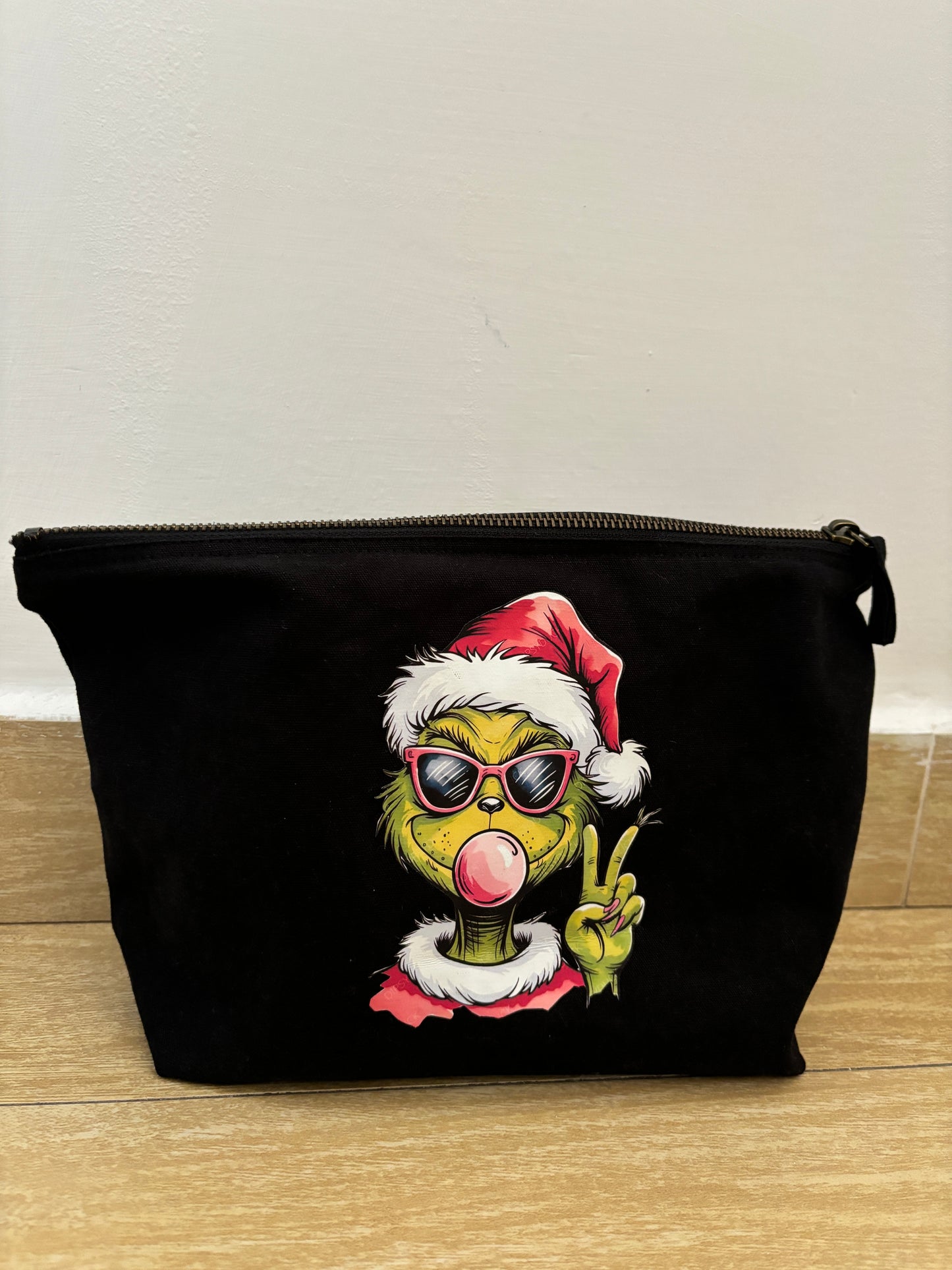 Cotton Zippered Beauty and Pencil Case – Elegance and Everyday Functionality