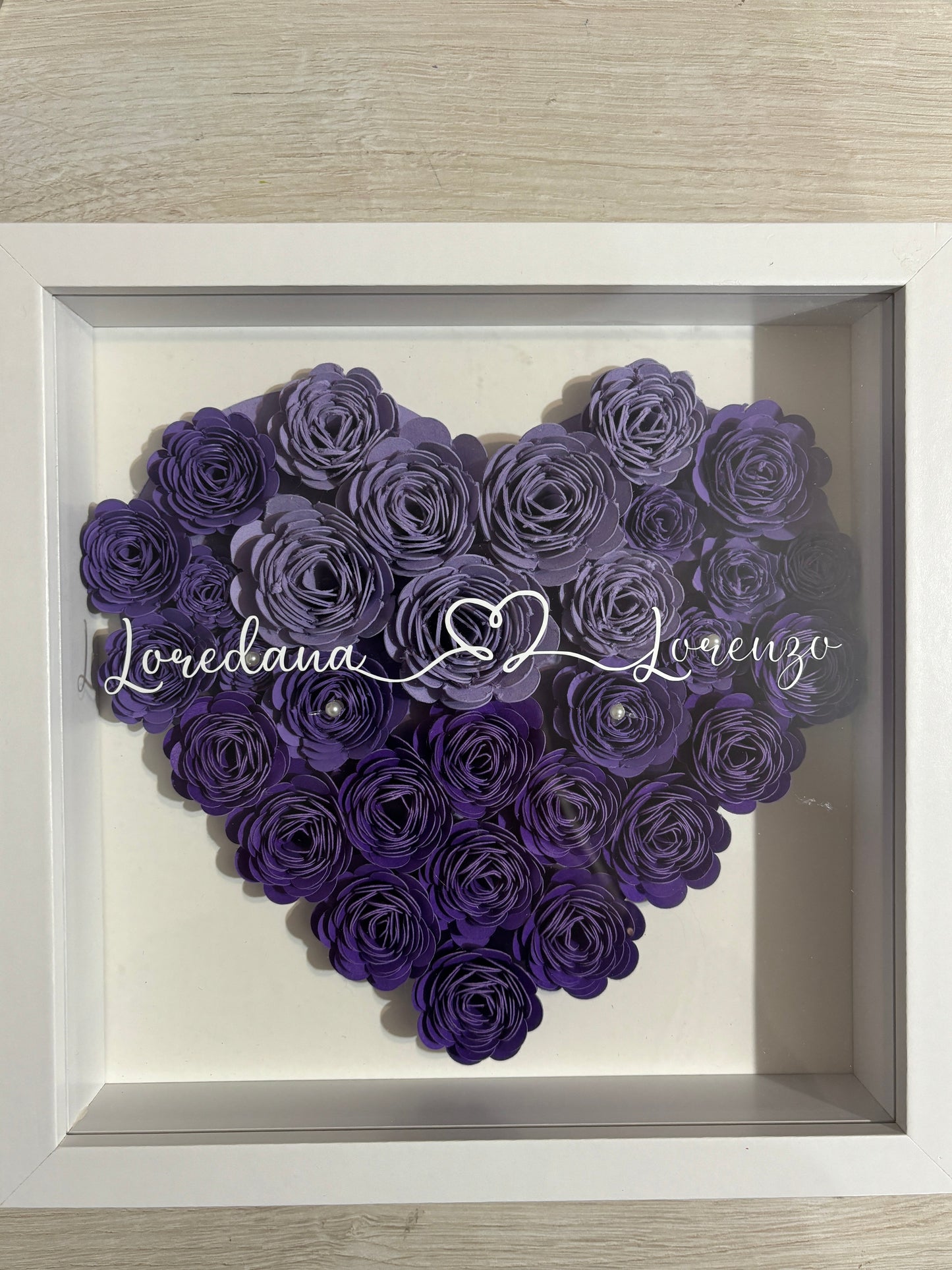 Shadow Box con Fiori di Carta Personalizzati | Cornici 3D Artigianali Fatto a Mano