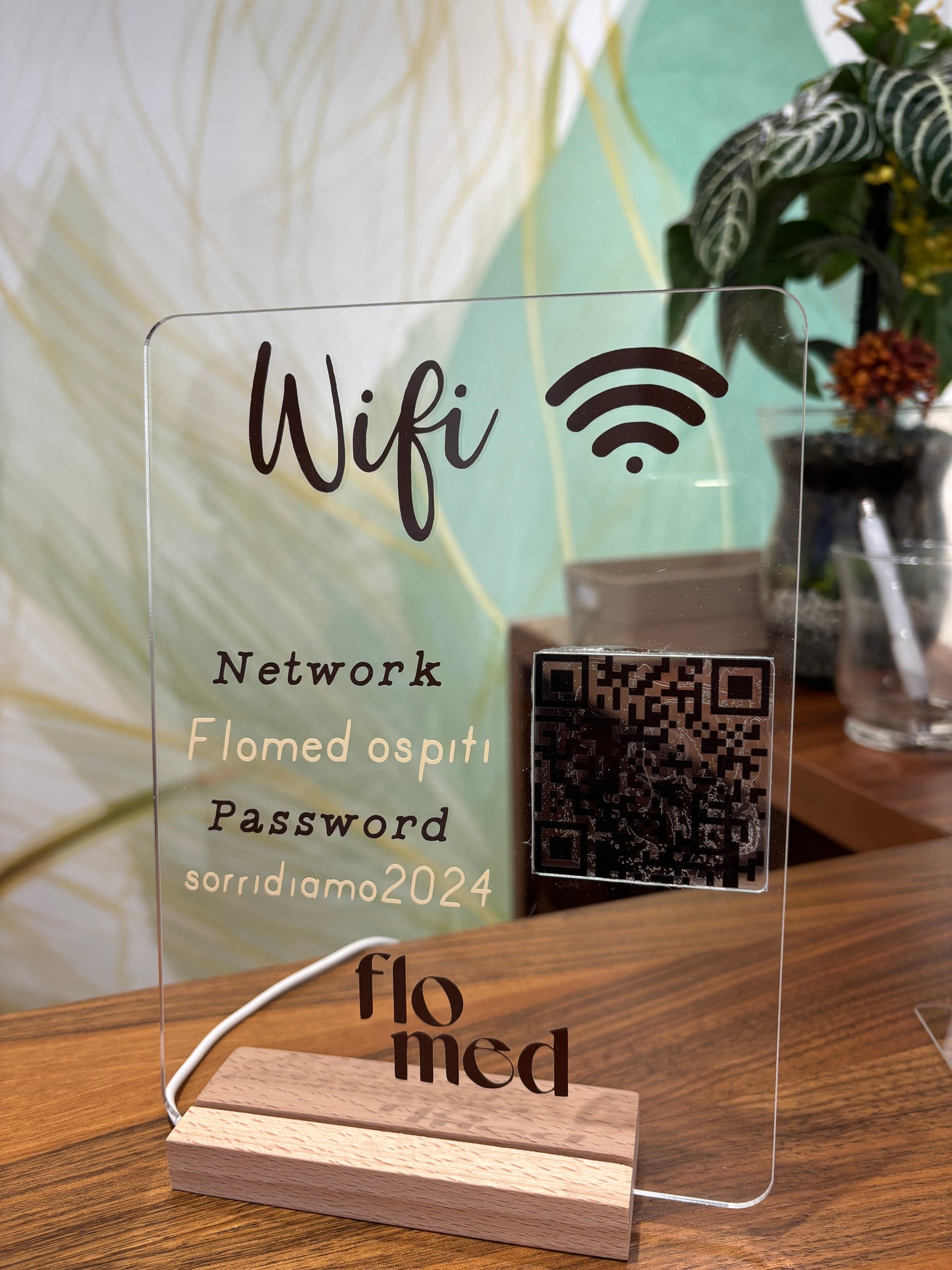 Cartello WiFi in Plexiglass Personalizzato