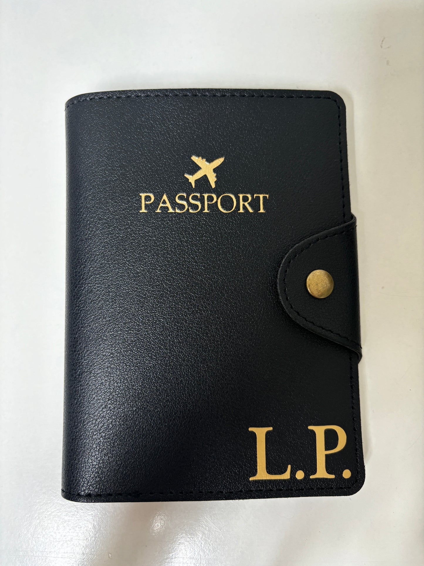 Kit Viaggio Personalizzato – Portapassaporto & Etichetta Valigia