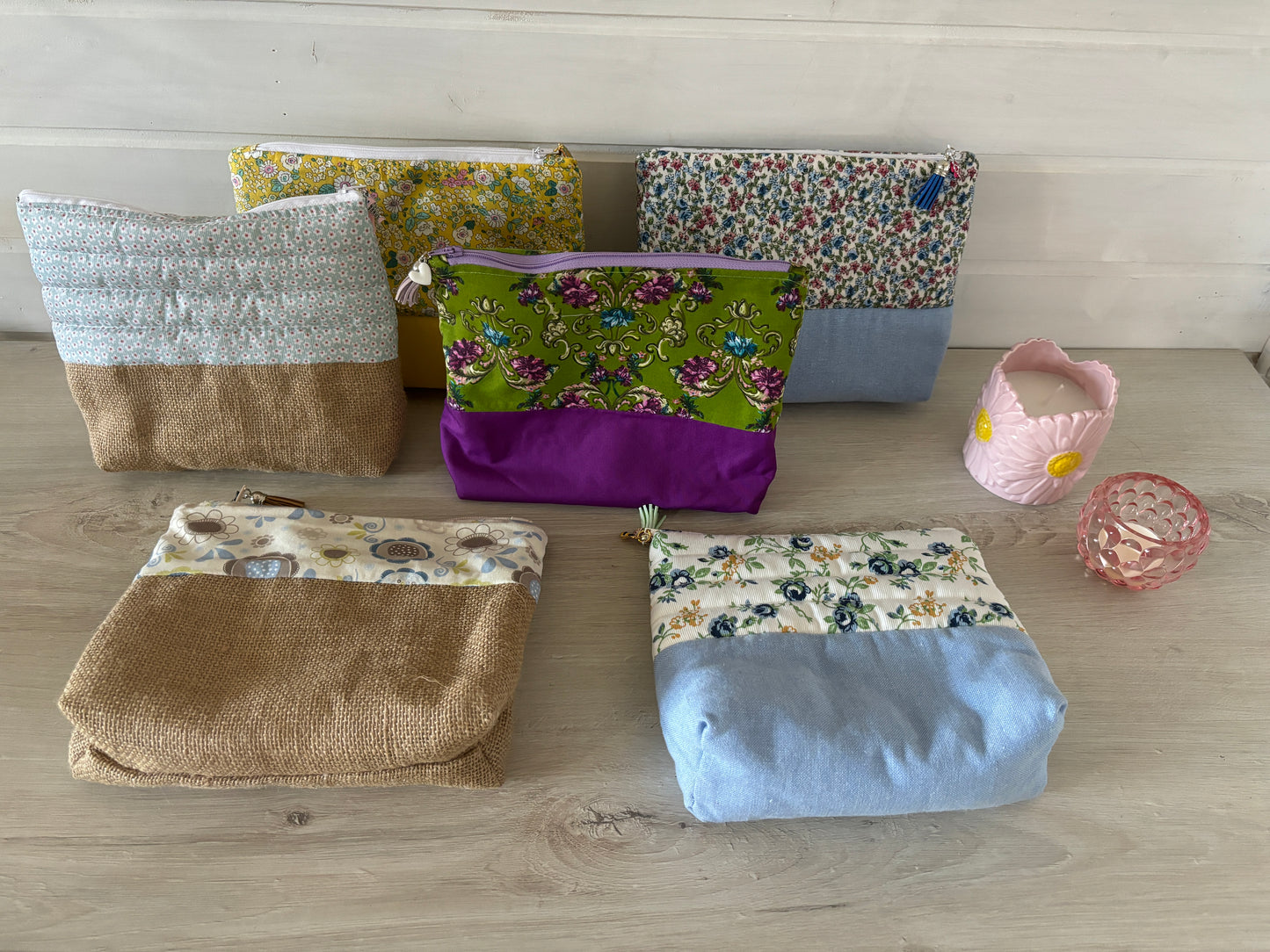 🌸 Handmade Clutches: Color, Spring, and a Unique Touch! 🌸