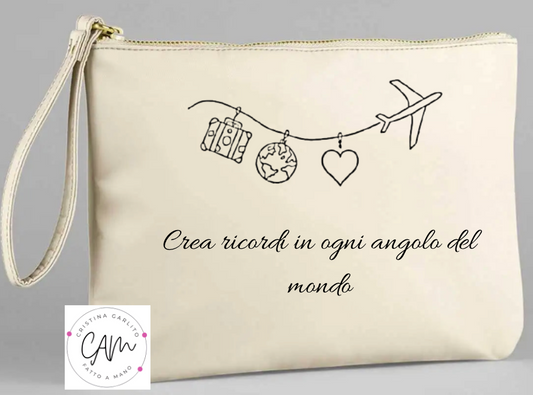 Personalized Waterproof Beauty – Organize in Style! 🌊💖